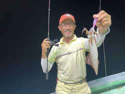 アカイカ(ケンサキイカ)