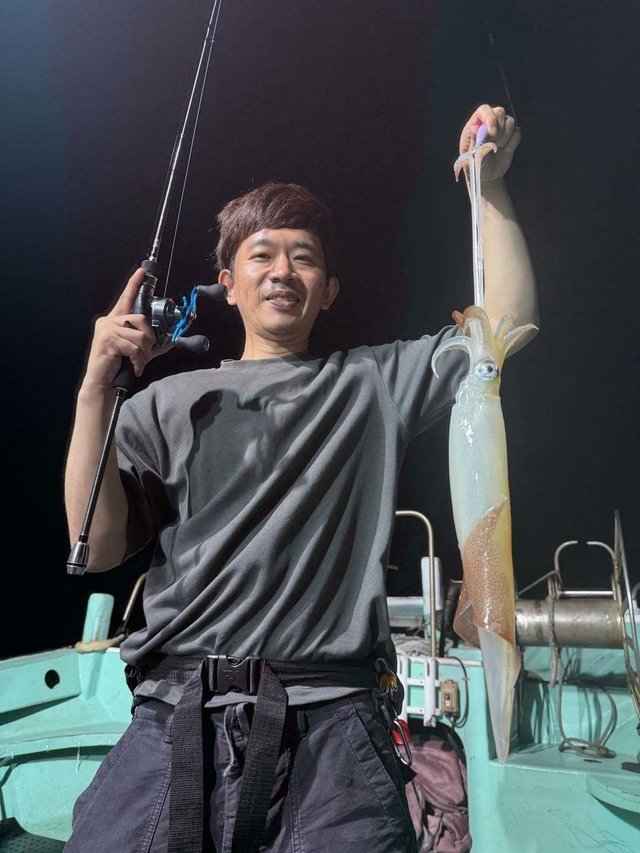 イカ(ケンサキイカ)