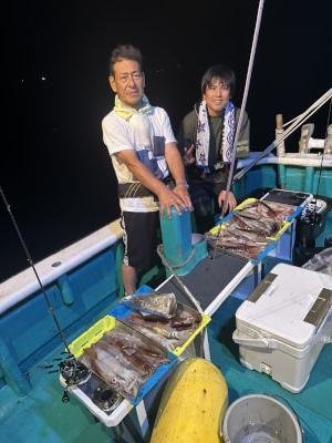 アカイカ(ケンサキイカ)