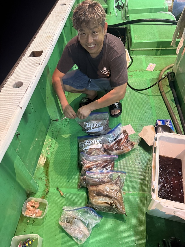 アカイカ(ケンサキイカ)・スルメイカ