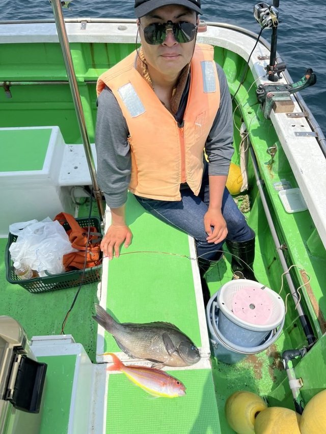 メジナ・イトヨリ(イトヨリダイ)