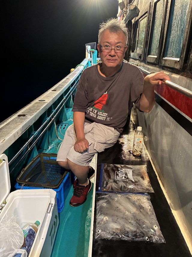 アカイカ(ケンサキイカ)