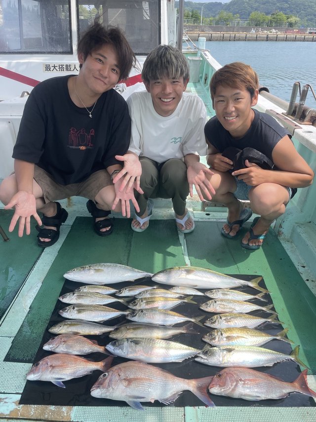 マダイ・マアジ・ハマチ(ブリ)・イサキ・マサバ