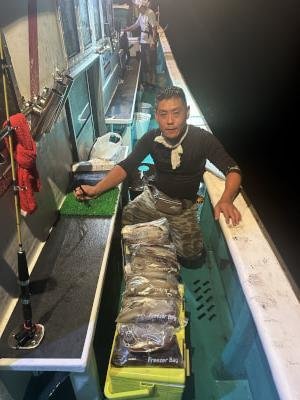 アカイカ(ケンサキイカ)・スルメ(スルメイカ)