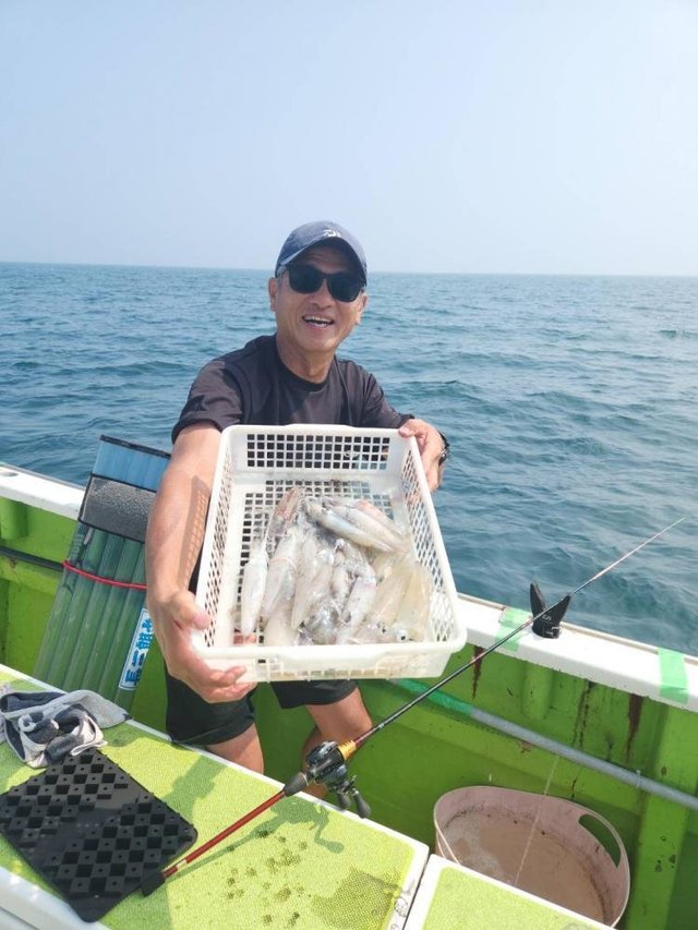 マルイカ(ケンサキイカ)