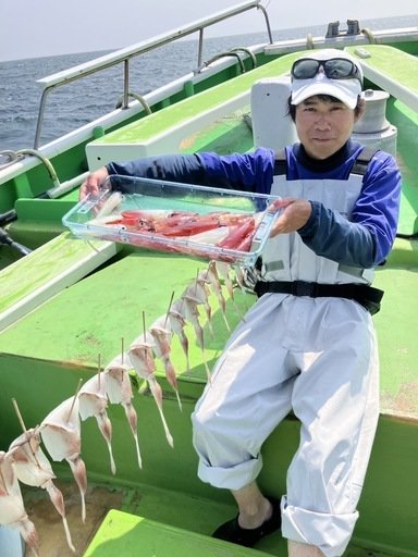 マルイカ(ケンサキイカ)