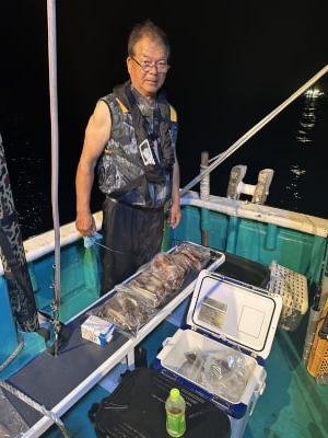 アカイカ(ケンサキイカ)