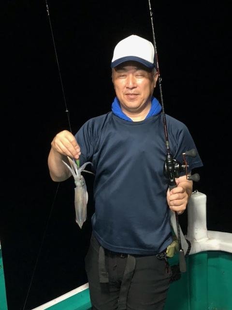 アカイカ(ケンサキイカ)