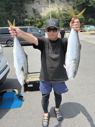 イナワラ(ブリ)