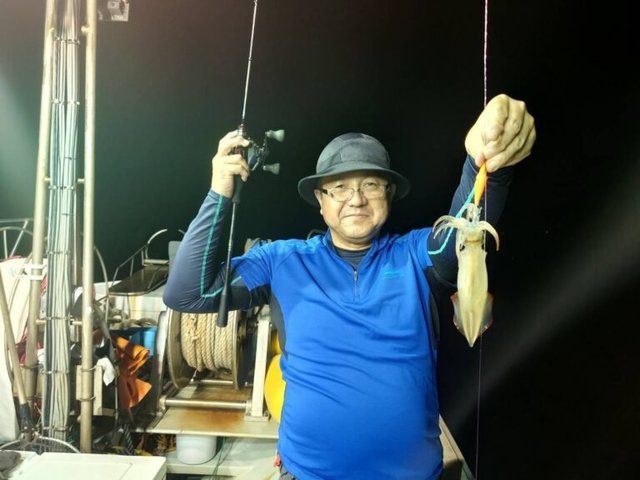 マイカ(ケンサキイカ)