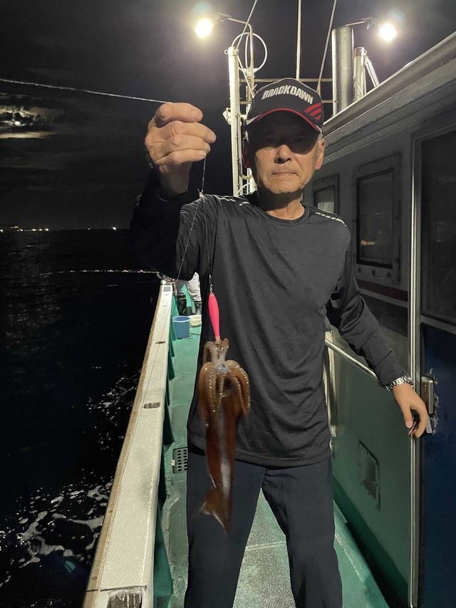 アカイカ(ケンサキイカ)