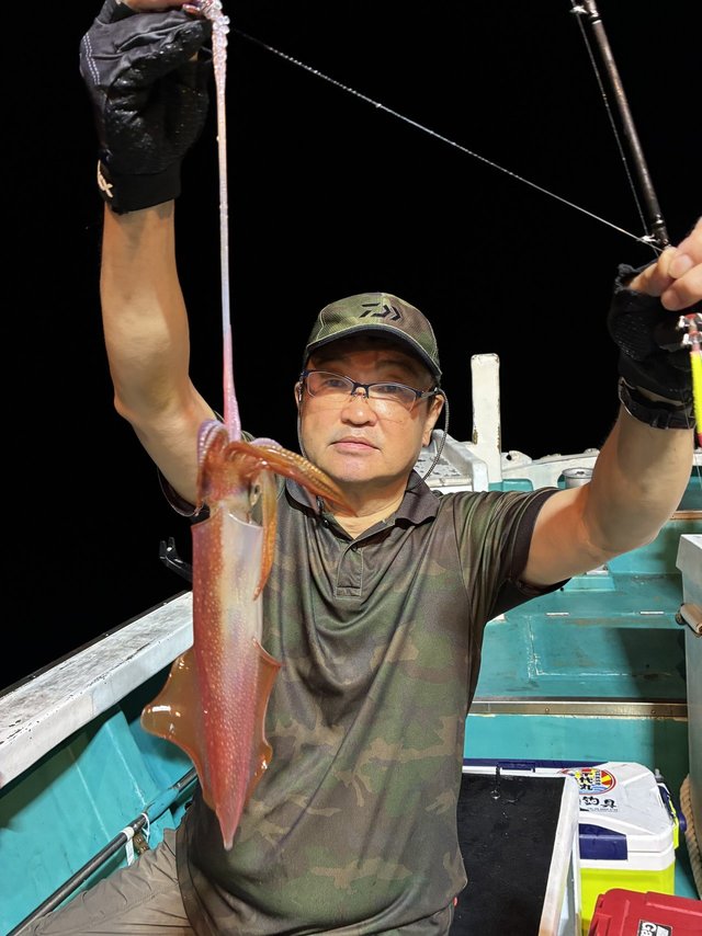 アカイカ(ケンサキイカ)