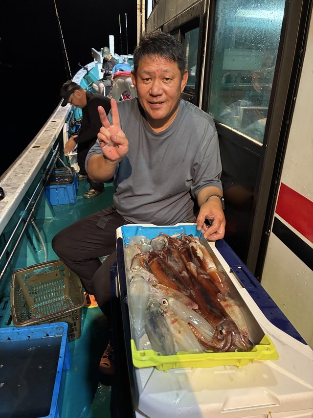 アカイカ(ケンサキイカ)