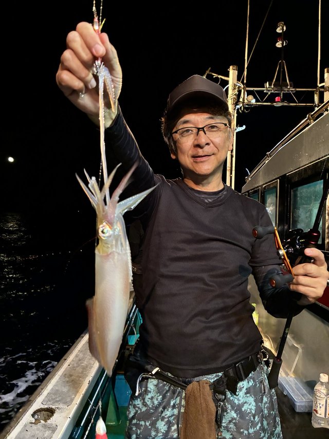 アカイカ(ケンサキイカ)