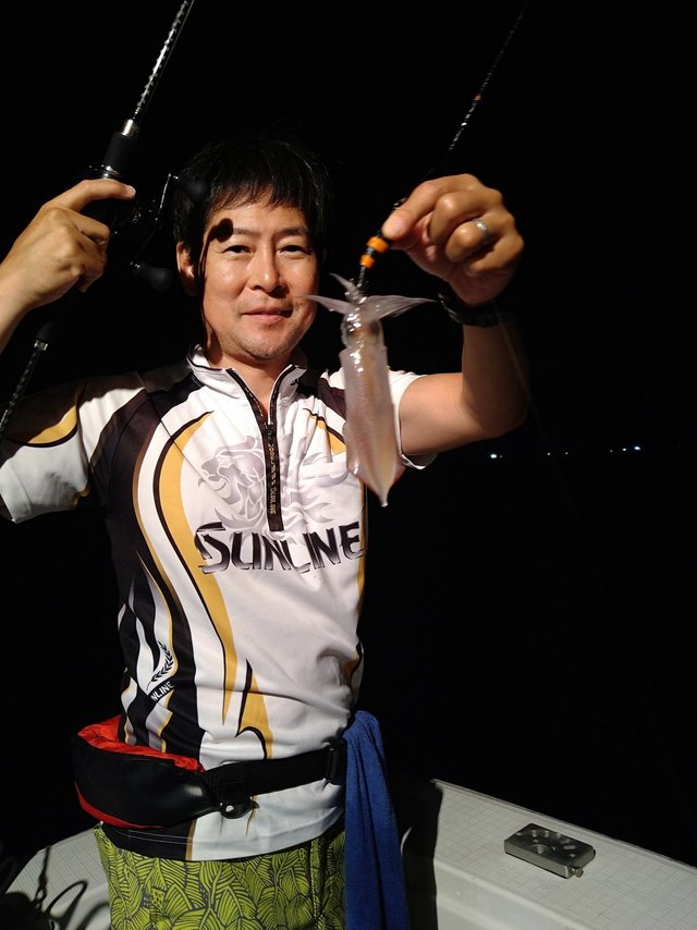 イカ(ケンサキイカ)