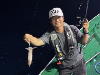 アカイカ(ケンサキイカ)