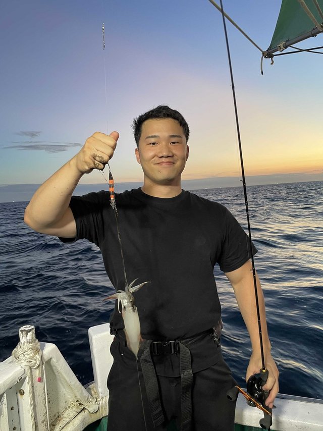 アカイカ(ケンサキイカ)