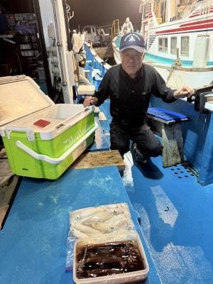 アカイカ(ケンサキイカ)・スルメイカ