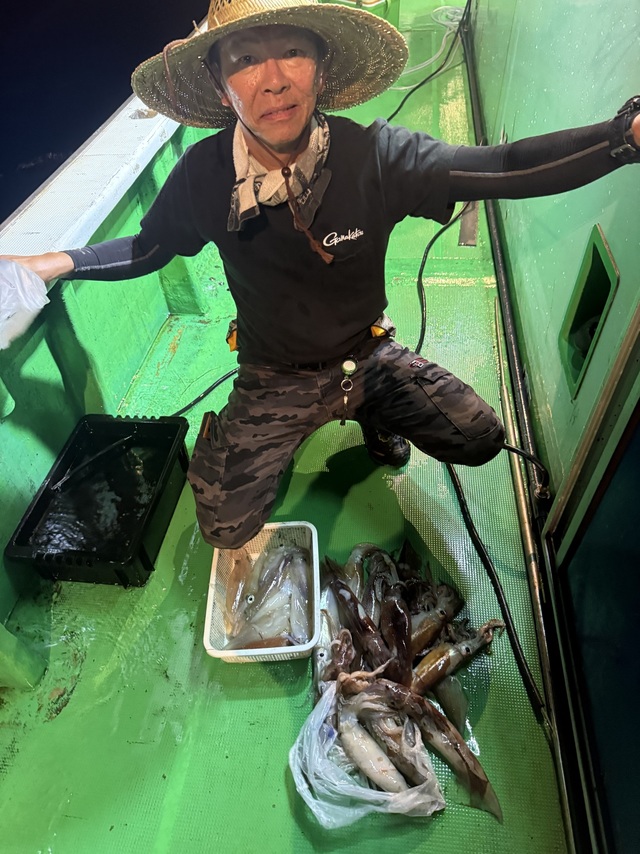 アカイカ(ケンサキイカ)