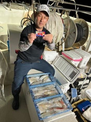 マイカ(ケンサキイカ)