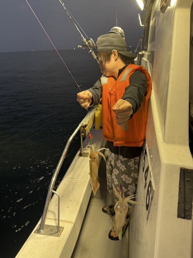 シロイカ(ケンサキイカ)