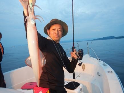 シロイカ(ケンサキイカ)