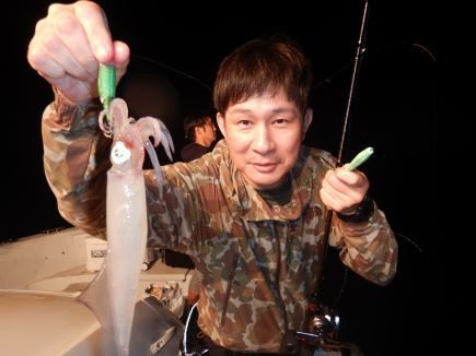 シロイカ(ケンサキイカ)