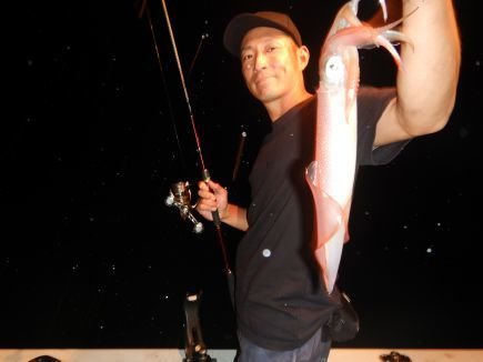 シロイカ(ケンサキイカ)