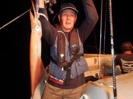 シロイカ(ケンサキイカ)