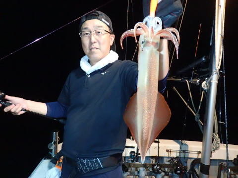 シロイカ(ケンサキイカ)