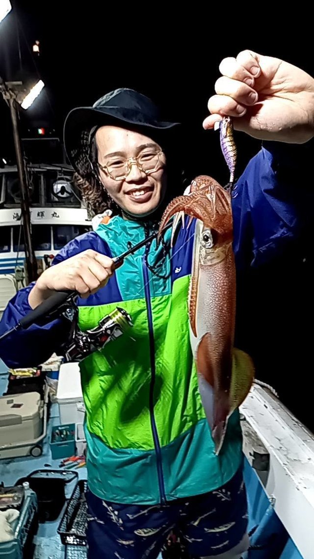 シロイカ(ケンサキイカ)