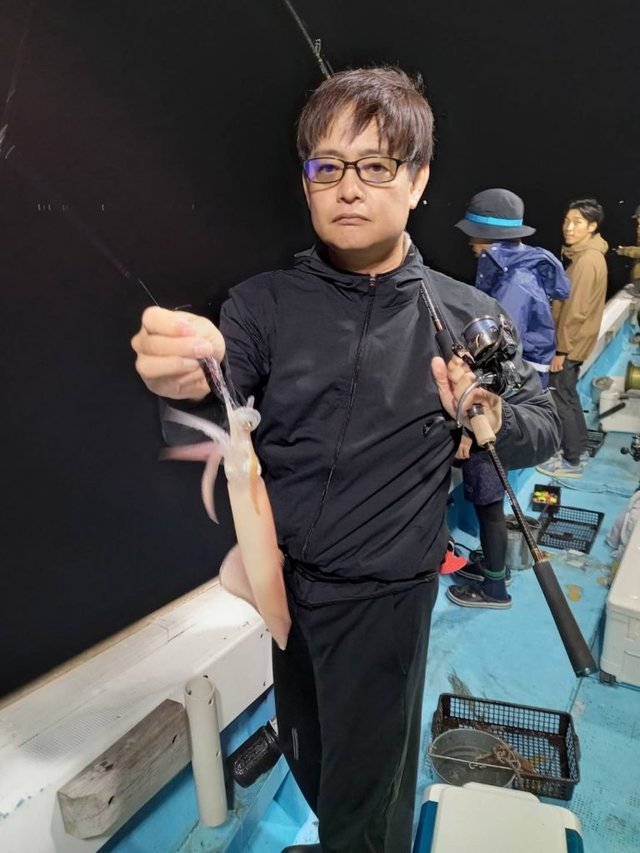 シロイカ(ケンサキイカ)