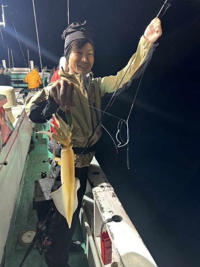 シロイカ(ケンサキイカ)