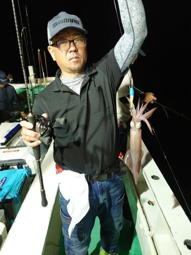 シロイカ(ケンサキイカ)