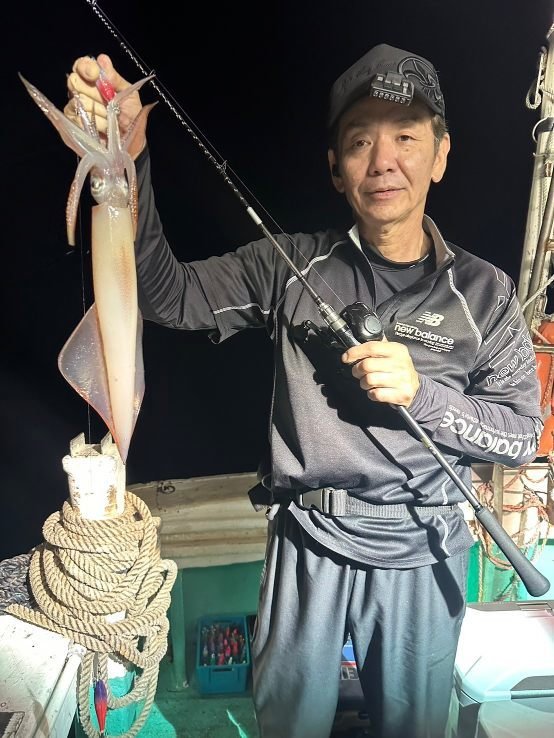 シロイカ(ケンサキイカ)