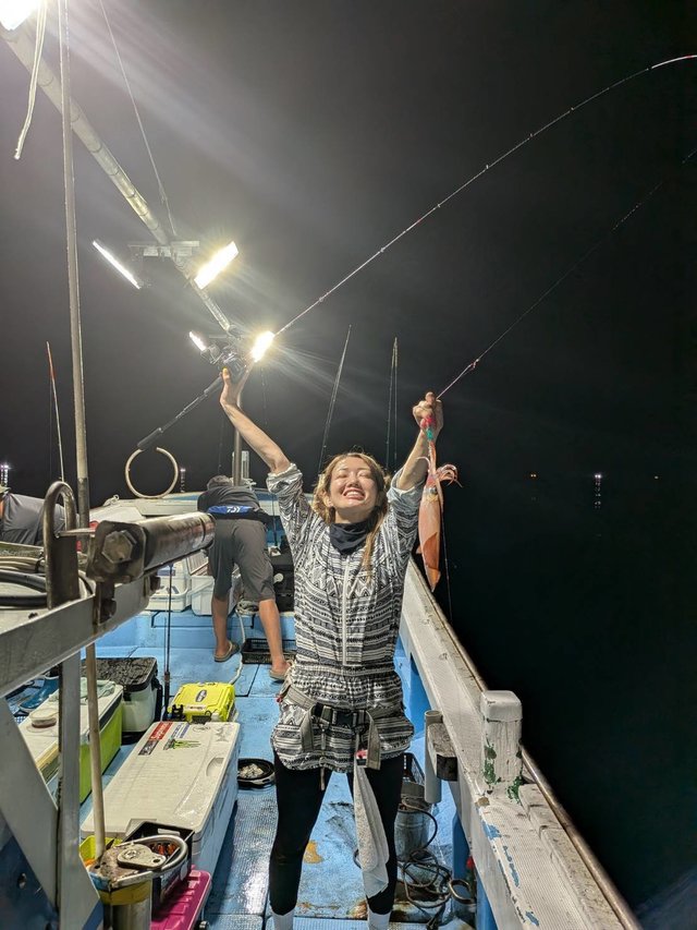 シロイカ(ケンサキイカ)