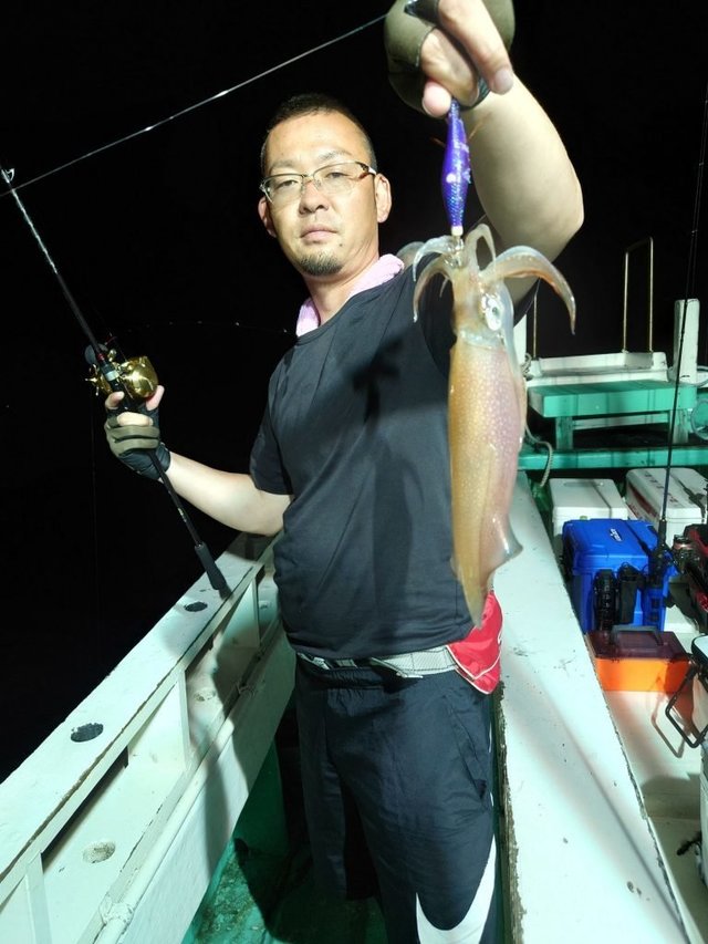 シロイカ(ケンサキイカ)