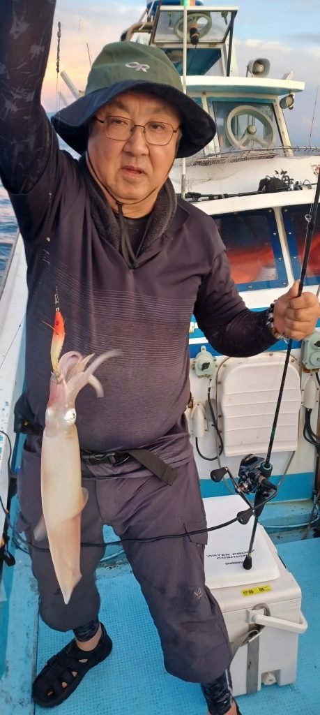 シロイカ(ケンサキイカ)