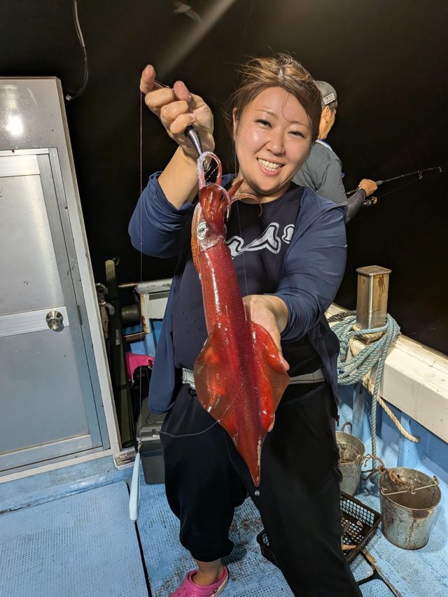 シロイカ(ケンサキイカ)