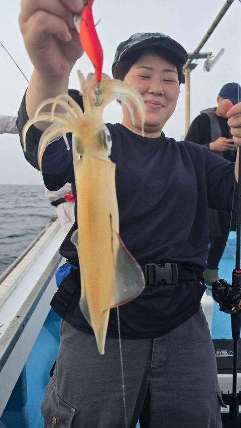 シロイカ(ケンサキイカ)