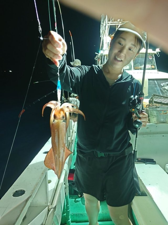 シロイカ(ケンサキイカ)