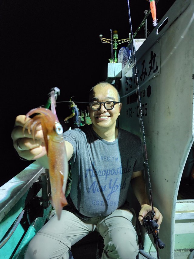 シロイカ(ケンサキイカ)