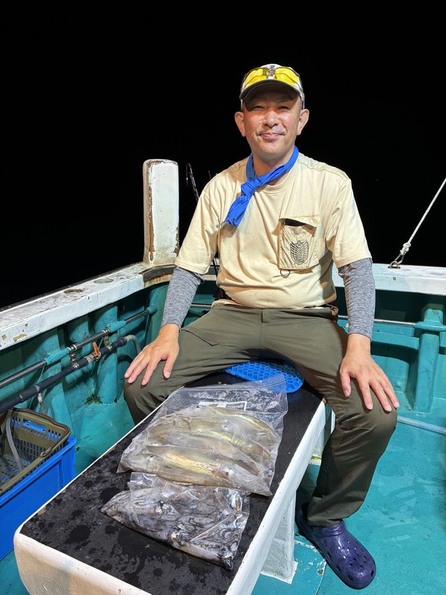 アカイカ(ケンサキイカ)