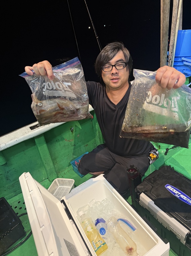 アカイカ(ケンサキイカ)・スルメイカ