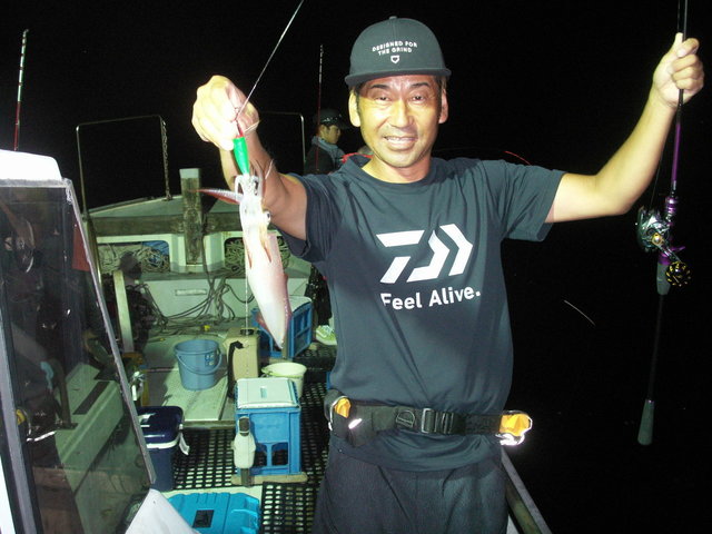 シロイカ(ケンサキイカ)