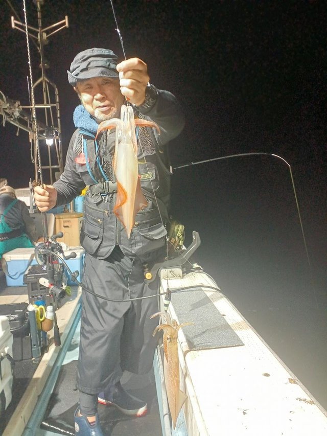 イカ(ケンサキイカ)