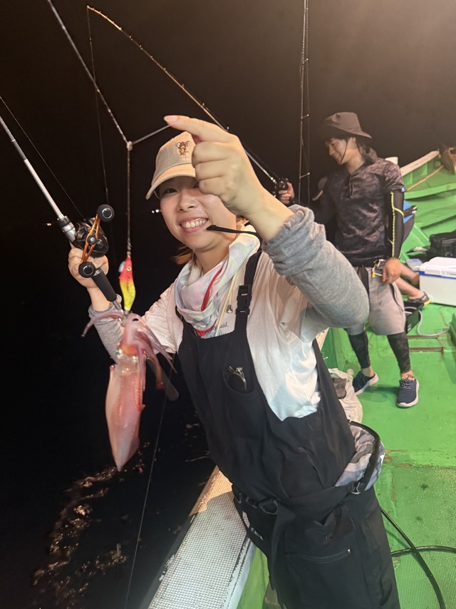 アカイカ(ケンサキイカ)