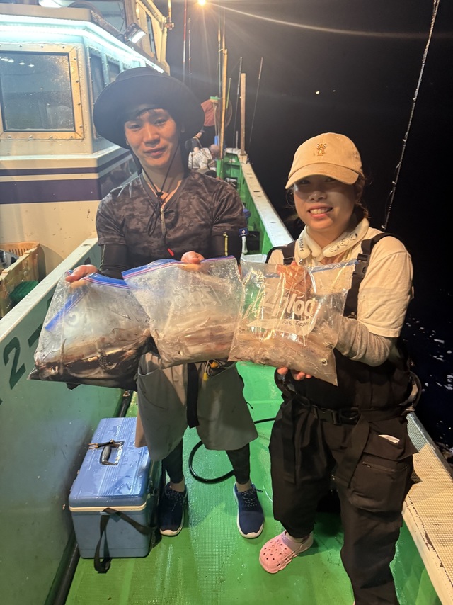 アカイカ(ケンサキイカ)・スルメイカ