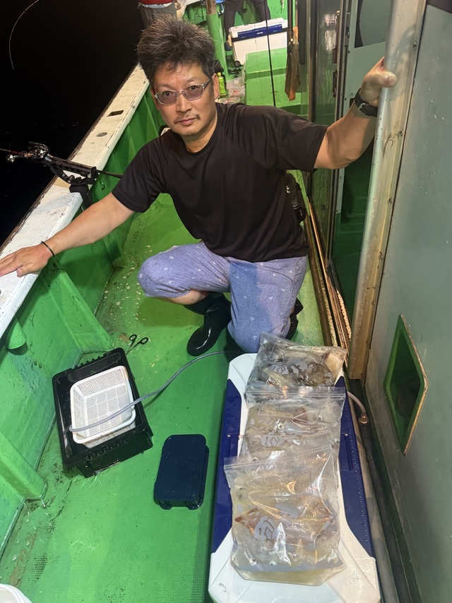 アカイカ(ケンサキイカ)・スルメイカ