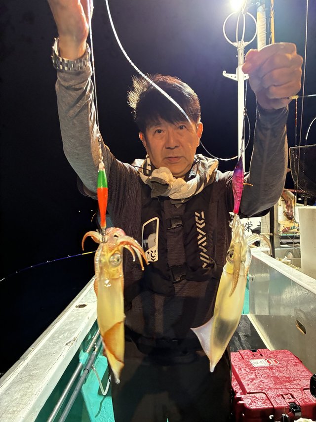 アカイカ(ケンサキイカ)